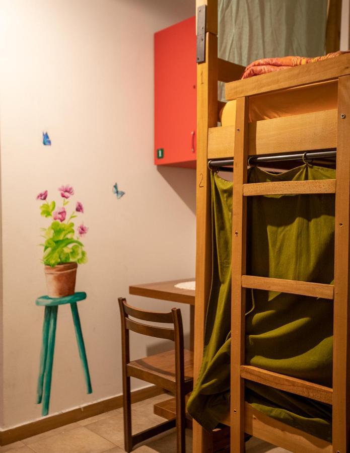 Mi Casa Es Tu Casa - Shkodra Backpackers Hostel Εξωτερικό φωτογραφία