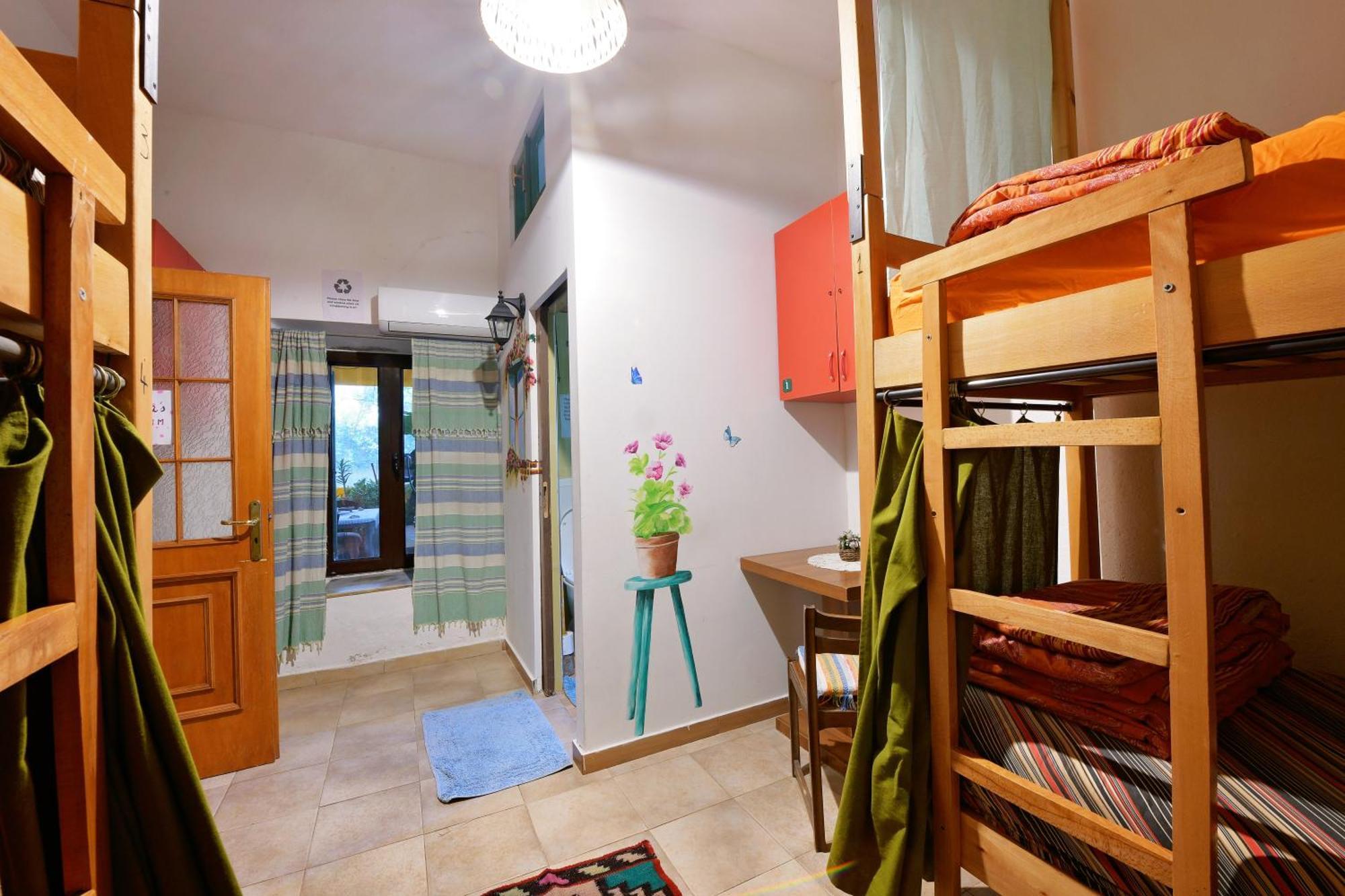 Mi Casa Es Tu Casa - Shkodra Backpackers Hostel Εξωτερικό φωτογραφία