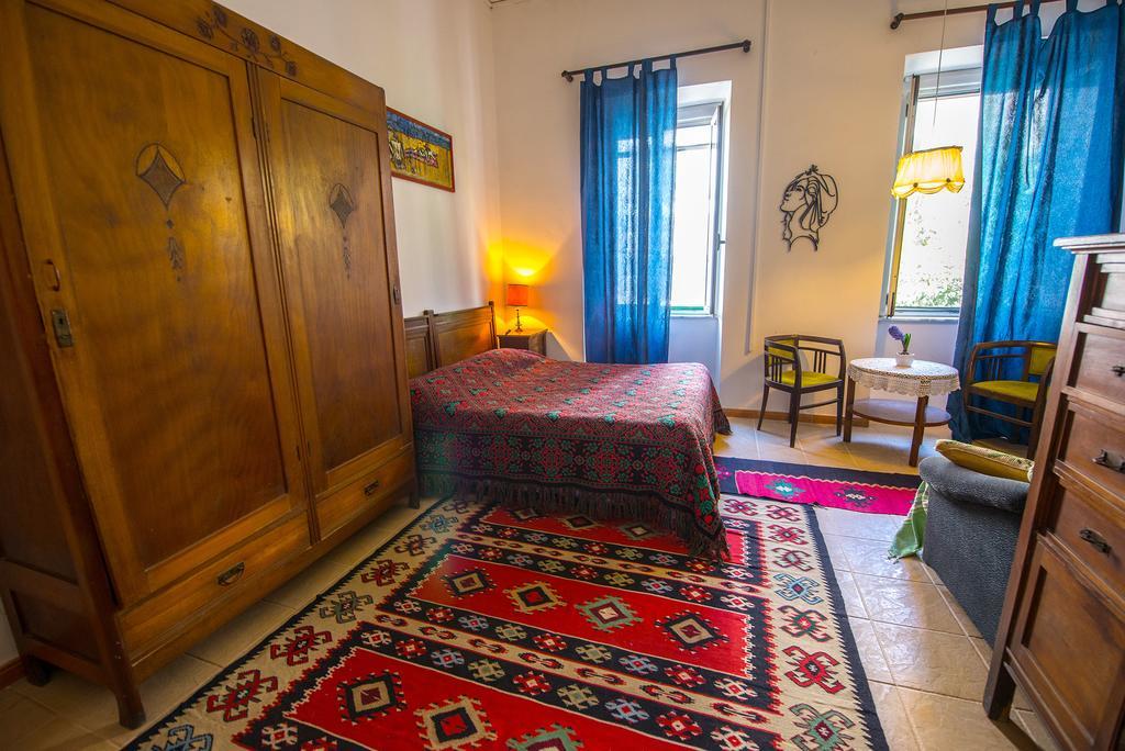Mi Casa Es Tu Casa - Shkodra Backpackers Hostel Εξωτερικό φωτογραφία