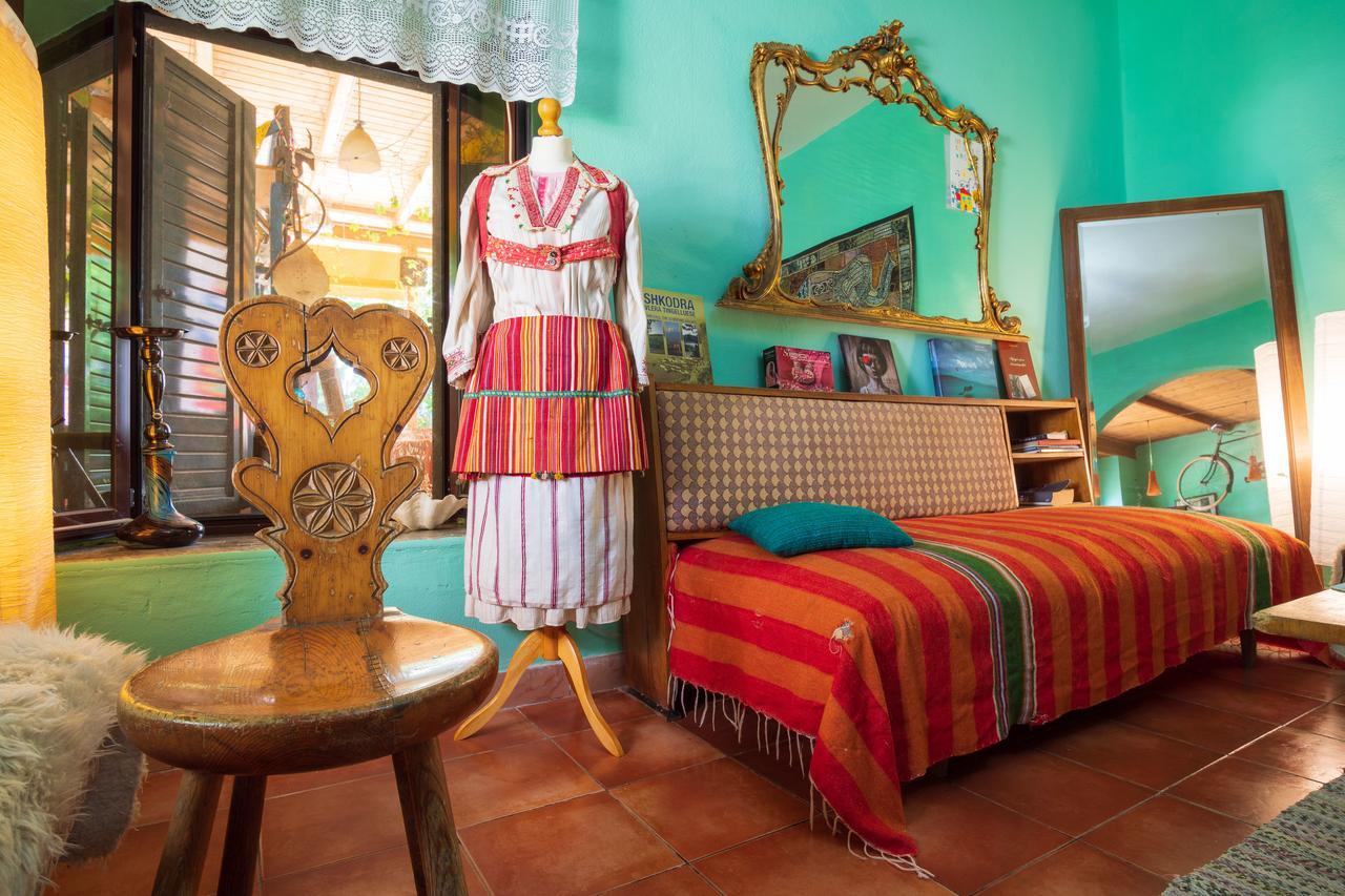 Mi Casa Es Tu Casa - Shkodra Backpackers Hostel Εξωτερικό φωτογραφία